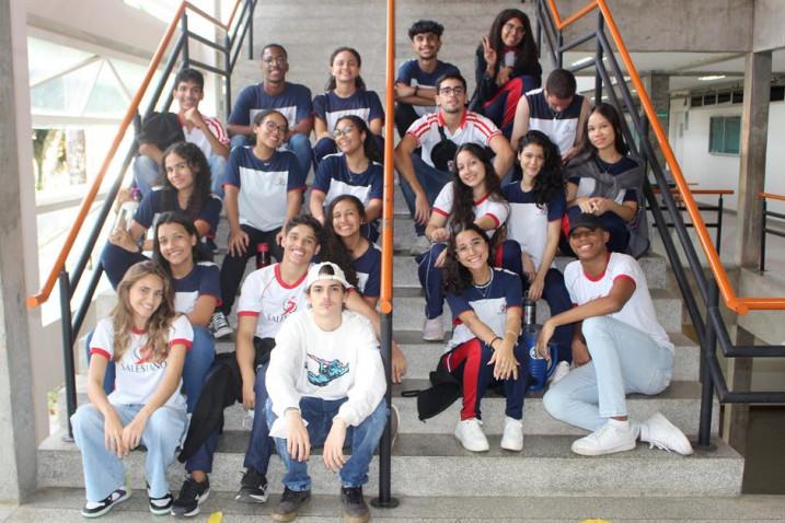 Estudantes do Colégio Salesiano do Salvador participam do programa Bahiana por um dia.