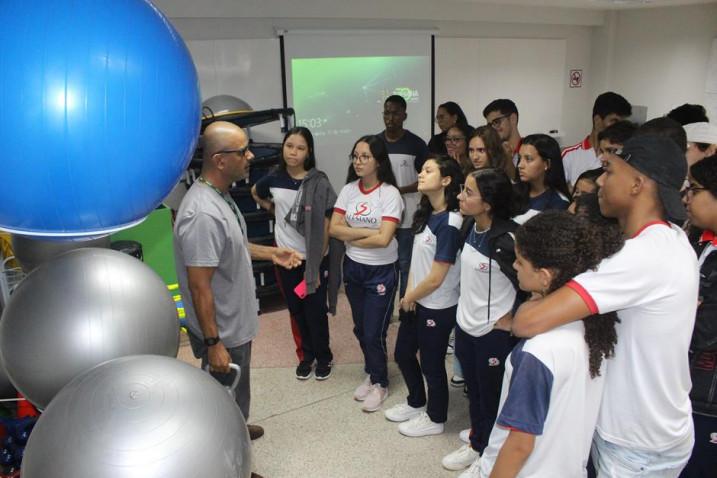 Educação Física – Estudantes do Colégio Salesiano do Salvador participam do programa Bahiana por um dia.